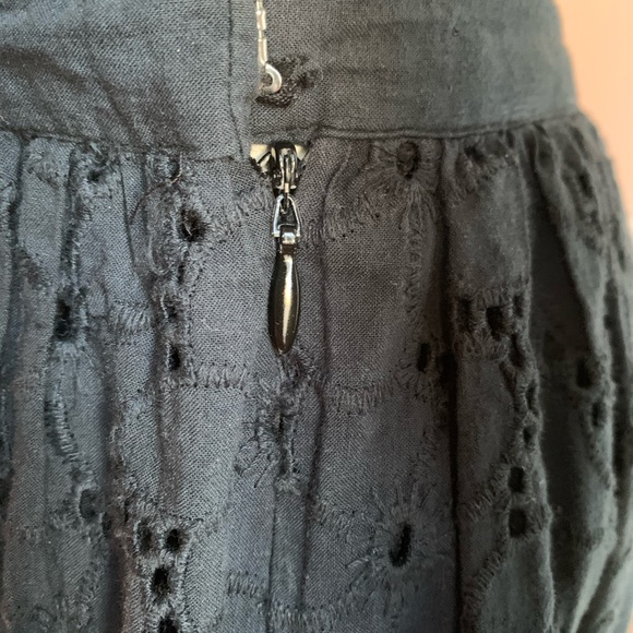 Women's eyelet skirt - Picture 5 of 9